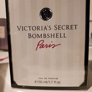 Victoria Secret Bombshell Paris